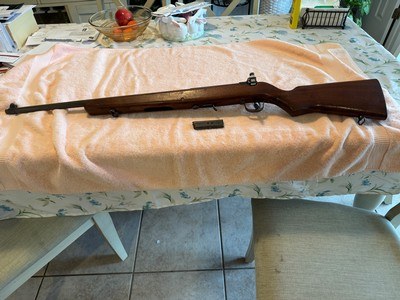 Harrington & Richardson Reising 65 military training rifle .22lr - Image 1 of 4