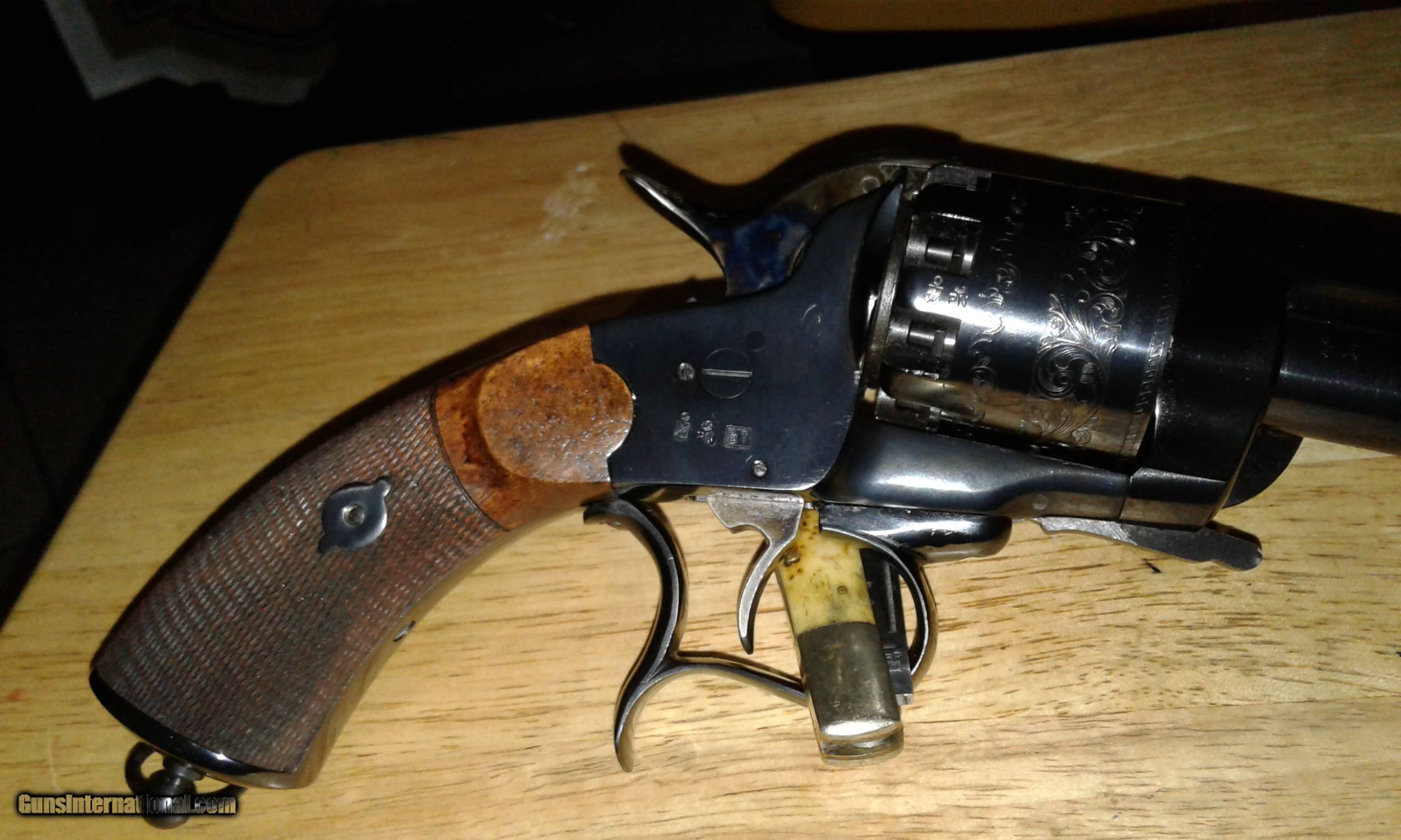 Pietta La Mat revolver
