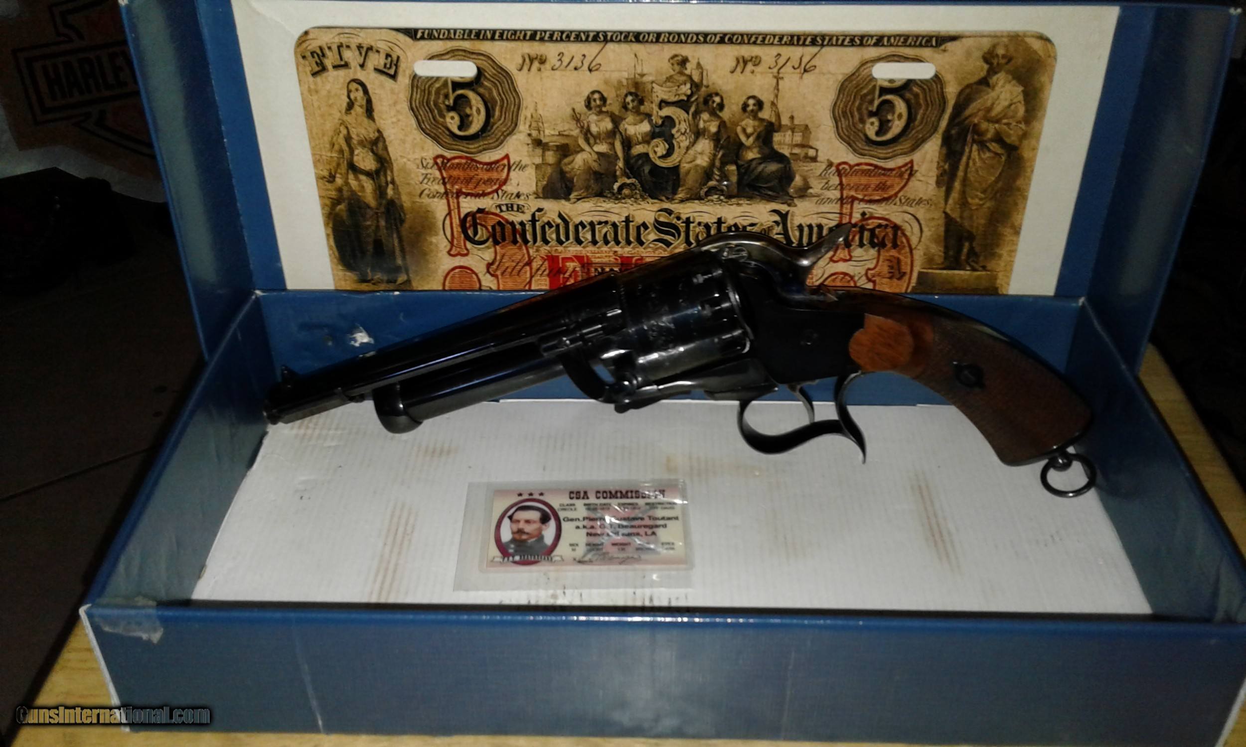 Pietta La Mat revolver