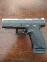CZ P10C - 1 of 3