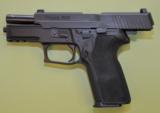Sig Sauer P220 E2 - 5 of 6