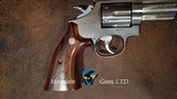 **Smith & Wesson Model 66-3 Special Edition** - 4 of 15