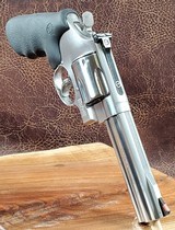 ***SMITH & WESSON - 629 CLASSIC - .44 MAGNUM - 5" BARREL - LIKE NEW!*** - 8 of 10