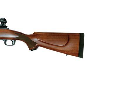WINCHESTER MODEL 70 CLASSIC .300 WIN MAG - Image 4 of 11