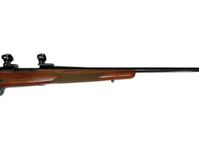 WINCHESTER MODEL 70 CLASSIC .300 WIN MAG - Image 7 of 11