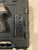 Magnum Research Micro Desert Eagle - 4 of 8