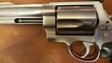 Smith & Wesson 460V Revolver - 4 of 11