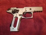 SIG SAUER P226 .40S&W SSE - 10 of 13