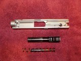 SIG SAUER P220 SSE .45ACP CARRY - Image 11 of 12