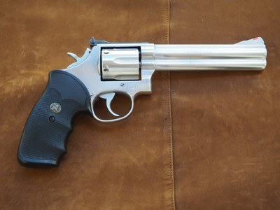 Smith&Wesson Model 686-1 357 Magnum w/6