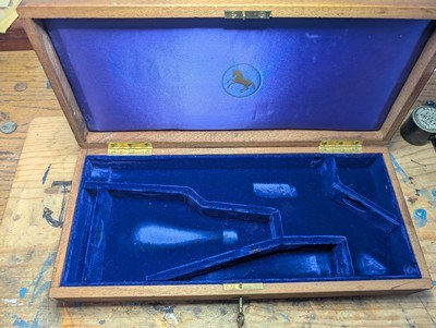 Second Generation 1851 Navy Colt presentation case--Internal lock with Key - Image 1 of 2