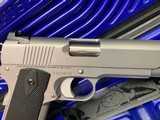 Dan Wesson Valor 10mm Stainless - 5 of 9