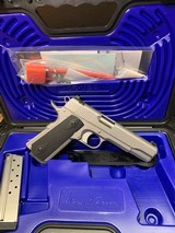 Dan Wesson Valor 10mm Stainless - 2 of 9