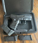 Glock G27 - 1 of 6 Glock G27 - 1 of 6