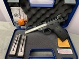 Smith & Wesson 22A - 3 of 5