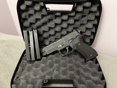 Sig Sauer P220 W Germany .45 ACP JK