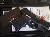 Ruger SR40c with Crimson Trace Laser - 4 of 5