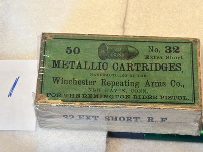 32 Extra Short Winchester - Box 1 - Image 1 of 1