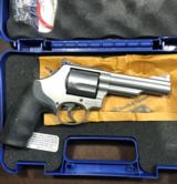 SMITH & WESSON Model 69 Combat Magnum 44 Magnum/44 Special Revolver item number Smith & Wesson item number 12069 - 1 of 3