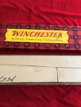 Winchester 101 Over Under 12 Gauge Field Grade - Early Gun made in 1963 with Original Factory Box -28 inch Barrels Choked full and Modified - 10 of 11