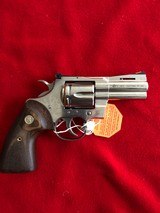 Colt Python 357 Magnum ** New Production with 3 inch barrel ** Stainless Steel ** Wood Grips - 1 of 4