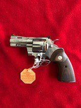 Colt Python 357 Magnum ** New Production with 3 inch barrel ** Stainless Steel ** Wood Grips - 2 of 4