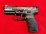 H&K VP40 Pistol in 40 S&W Caliber with Night Sights and 3 - 13 Round Magazines - NEW IN BOX - 3 of 6