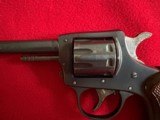 Harrington and Richardson Model 922 -- 5th Variation -- 9 Shot Revolver in 22 Caliber -- Great Condition - Image 4 of 12