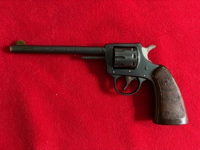 Harrington and Richardson Model 922 -- 5th Variation -- 9 Shot Revolver in 22 Caliber -- Great Condition - Image 1 of 12
