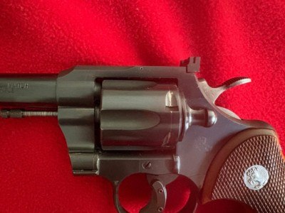 Colt Officers Model Match 22 LR revolver made in 1953 - Image 4 of 14