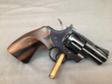 COLT PYTHON 2.5" (2 1/2") BLUE REVOLVER WITH CUSTOM TARGET WOOD GRIPS SNAKE - 4 of 15