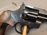 COLT PYTHON 2.5" (2 1/2") BLUE REVOLVER WITH CUSTOM TARGET WOOD GRIPS SNAKE - 10 of 15