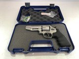New Smith & Wesson Model 627 Pro Series Performance Center .357mag, 4" Barrel - 2 of 21