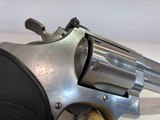 Used excellent conditionSmith & Wesson Model 629 .44mag, 6.5" Barrel - 14 of 22