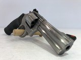 New Smith & Wesson Model 686 Plus .357mag, 4" Barrel - 18 of 20
