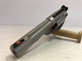 New Smith & Wesson Model 66 .357mag Combat Magnum, 4.25" Barrel - 17 of 18