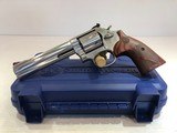 New Smith & Wesson Model 686 Plus Deluxe .357mag, 6" Barrel - 1 of 22