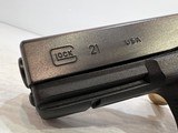 New Glock 21 Gen 3 .45auto, 4.5" Barrel - 4 of 20
