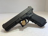 New Glock 17c Gen 4 9mm, 4.5" Barrel - 3 of 21