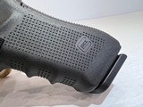 New Glock 17 Gen 4 9mm, 4.5" Barrel - 6 of 23
