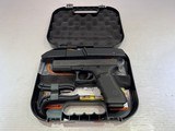 New Glock 17 Gen 4 9mm, 4.5" Barrel - 2 of 23