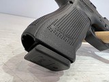 New Glock 17 Gen 4 9mm, 4.5" Barrel - 11 of 23