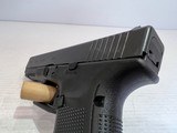 New Glock 17 Gen 4 9mm, 4.5" Barrel - 7 of 23