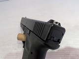 New Glock 17 Gen 3 9mm, 4.5" Barrel - 5 of 16