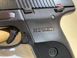 New Ruger SR40c .40 Smith & Wesson 3.5" Barrelsku 3477 - 5 of 17