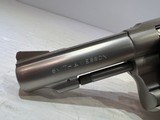 New Old Stock Smith & Wesson 60-3 .38spec, 3" Barrel - 4 of 14