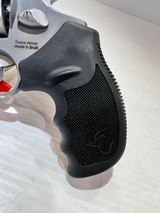 New Taurus Judge .45 Colt/.410 Gauge 6.5" Barrel - 6 of 15