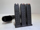 New Glock 19 Gen 5 MOS 9mm, 4" Barrel - 13 of 15