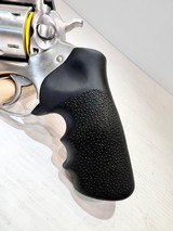 New Ruger Super Redhawk Alaskan .44 Mag 2.5" Barrel - 8 of 14