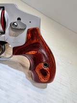 New Smith & Wesson 642 Lady Smith .38 Special 1.88" Barrel - 10 of 14